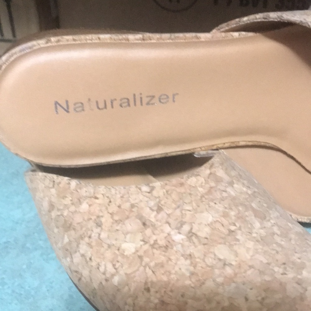 Naturalizer Women's Tan Slip-On Shoes - Picture 7 of 8